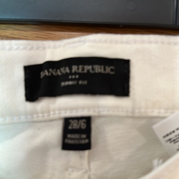 NWT Banana Republic jeans, mid-rise, skinny fit, size 28/6. - Picture 7 of 7